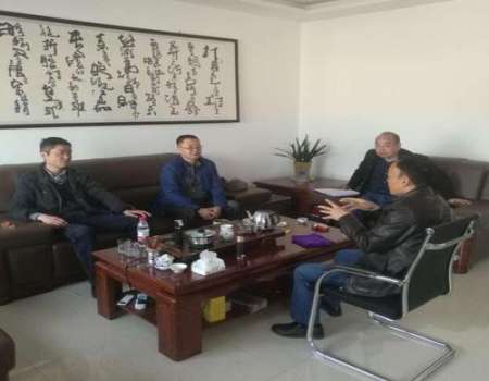 热烈欢迎开封大学领导、专家到开阀公司指导、视察！